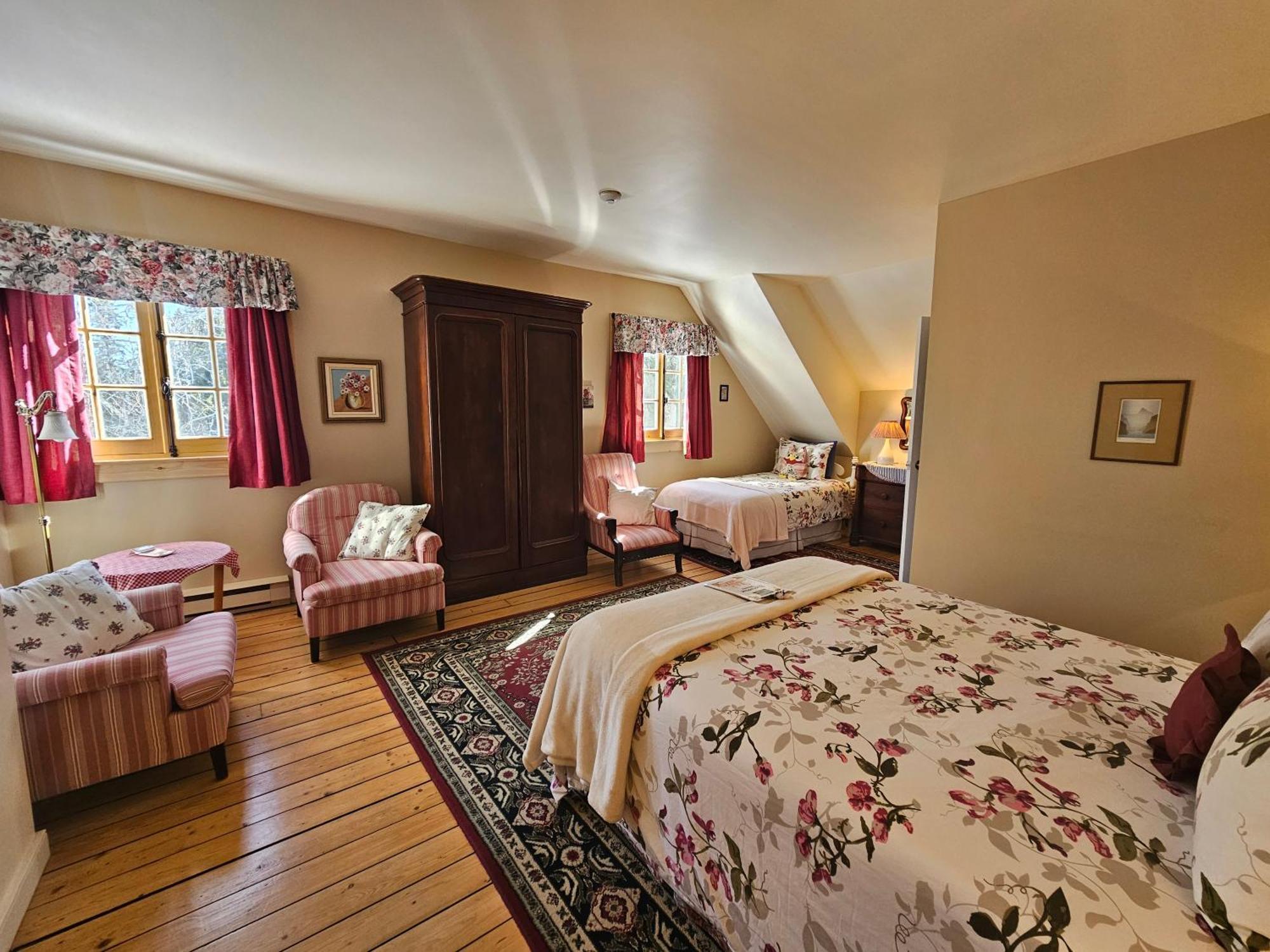 Auberge La Chatelaine 라말베 외부 사진